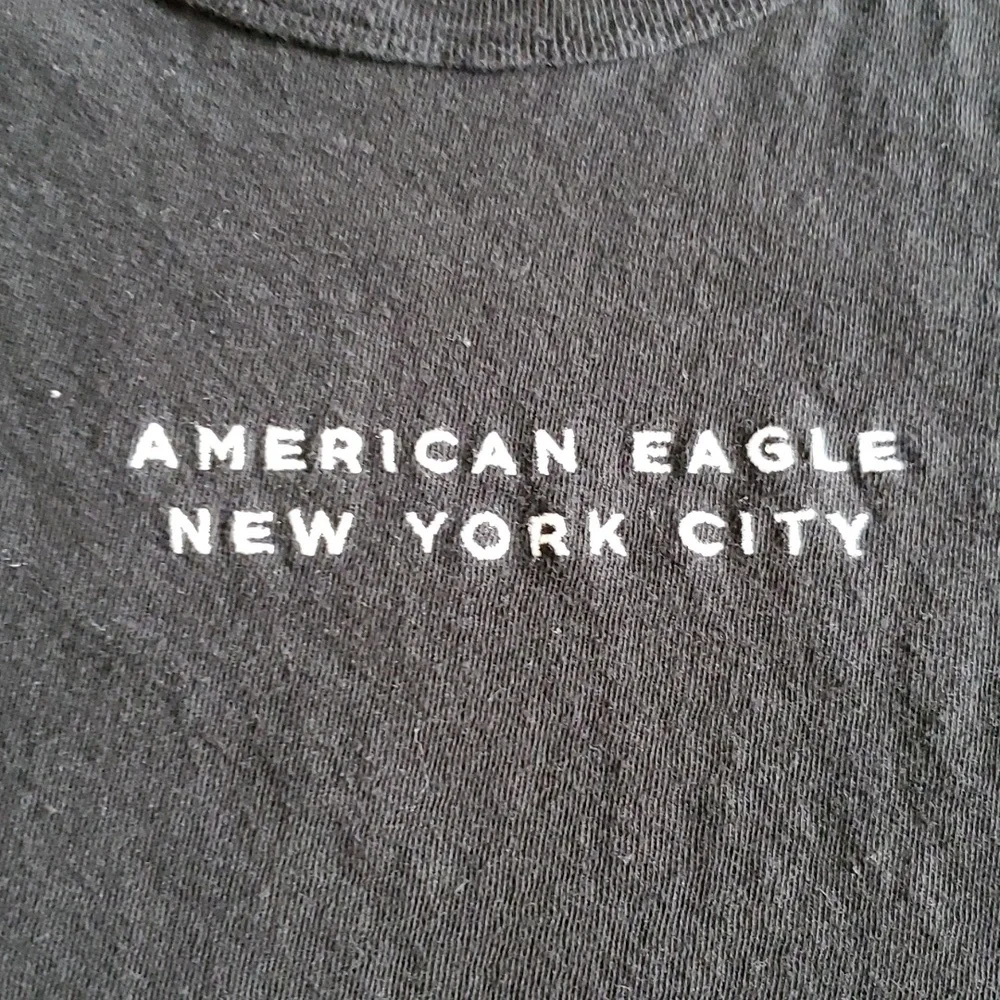 American Eagle T-Shirt - Picture 2 of 3
